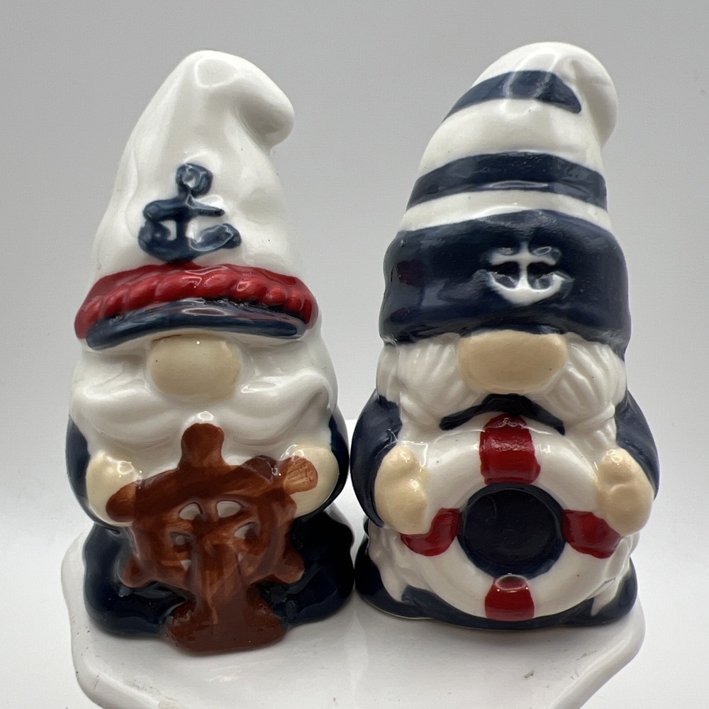 Adorable Cracker Barrel Mini Nautical Gnomes Salt Pepper Shakers NEW